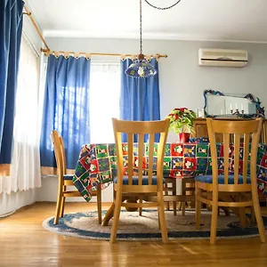 art-apartment-kapana.plovdiv-hotels.com/